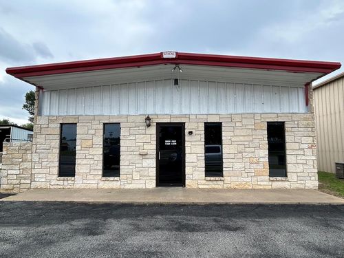 5424 W Oak St, Palestine, TX, 75801 | Card Image