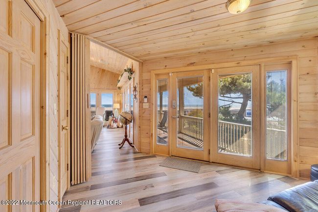 175 Boardwalk, House other with 8 bedrooms, 4 bathrooms and null parking in Point Pleasant Beach NJ | Image 24
