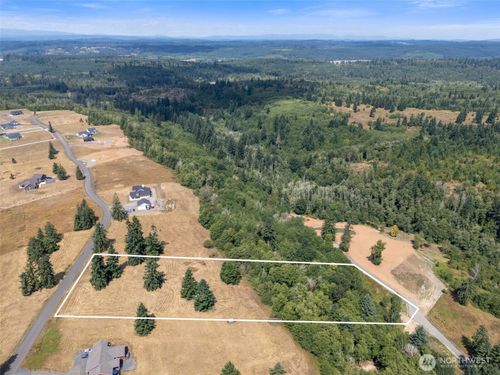 142 Birchfield Cmns, Onalaska, WA, 98570-8003 | Card Image