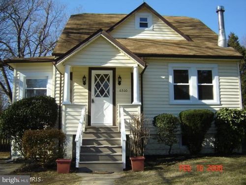 6300 Yorkshire Dr, BALTIMORE, MD, 21212-2722 | Card Image
