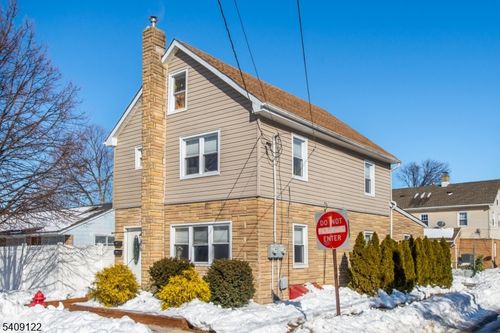 707 Union St, Rahway, NJ, 07065-3537 | Card Image