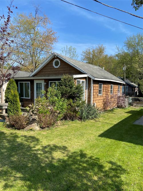 7 Lagoon Plz, North Salem, NY, 10560-1331 | Card Image