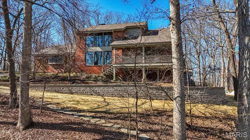 1645 Trotting Trail Rd, Chesterfield, MO, 63005-4441 | Card Image