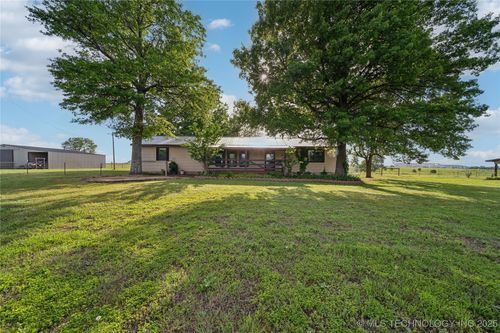 1202 Oak Grove Rd, Cushing, OK, 74023-6270 | Card Image