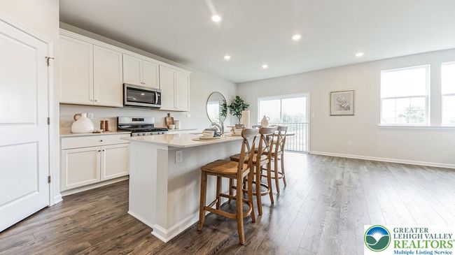 Same Model, but not the actual home | Image 9
