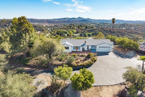 13823 Jake Road, Valley Center, CA, 92082 | Card Image