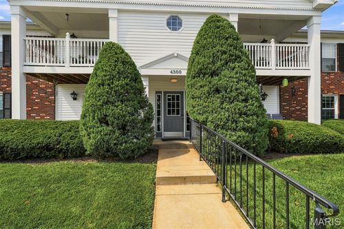 c-4300 Forder Pl, Saint Louis, MO, 63129-6811 | Card Image