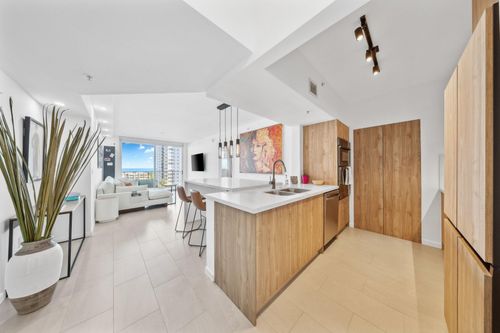 903-3020 Ne 32nd Ave, Fort Lauderdale, FL, 33308-7221 | Card Image