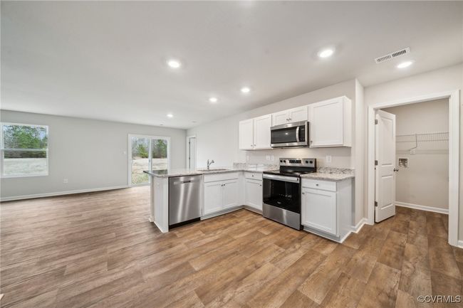 5 Byway Cir, House other with 3 bedrooms, 2 bathrooms and null parking in Kilmarnock VA | Image 10