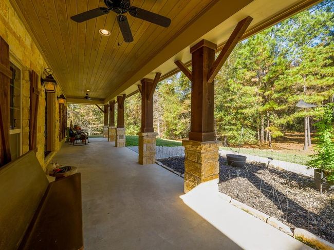 1142 Fletcher, Home with 3 bedrooms, 4 bathrooms and 3 parking in Anderson TX | Image 13
