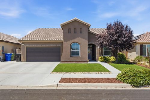 1129 Obsidian Ave, Lemoore, CA, 93245-4520 | Card Image