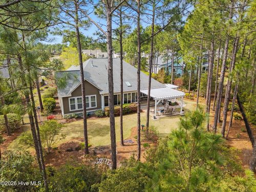 2585 Parkridge Dr, Southport, NC, 28461-8265 | Card Image