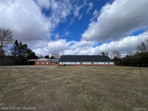 7034 Imlay City Rd, Clyde, MI, 48049-2805 | Card Image