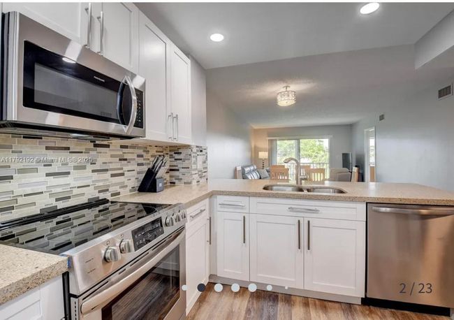 APT-1516 - 9880 Marina Blvd, Condo with 2 bedrooms, 2 bathrooms and null parking in Boca Raton FL | Image 4