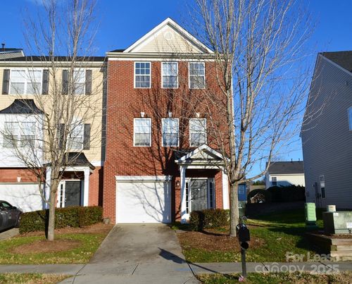 9712 Walkers Glen Dr, Concord, NC, 28027-3549 | Card Image