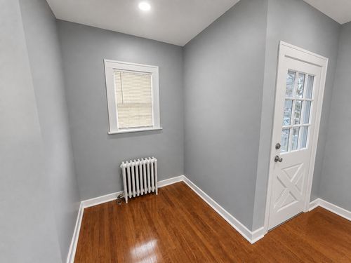 1527 Brookside Ave, Waukegan, IL, 60085-3609 | Card Image