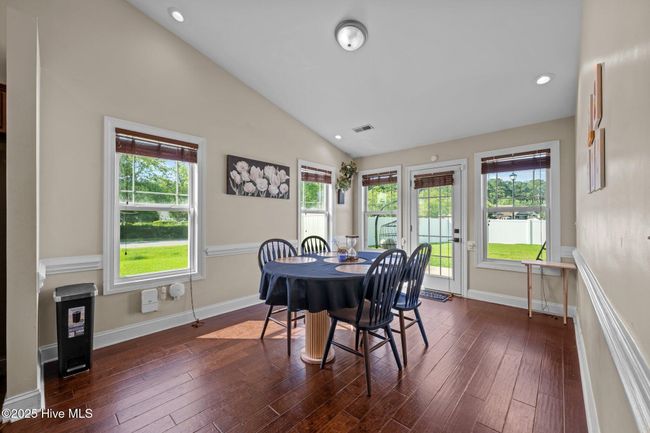 101 Falcon Landing Ct, House other with 3 bedrooms, 2 bathrooms and 3 parking in New Bern NC | Image 10