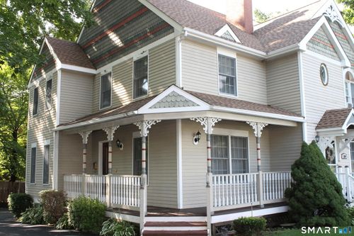 1-101 Curtis St, Meriden, CT, 06450-6155 | Card Image