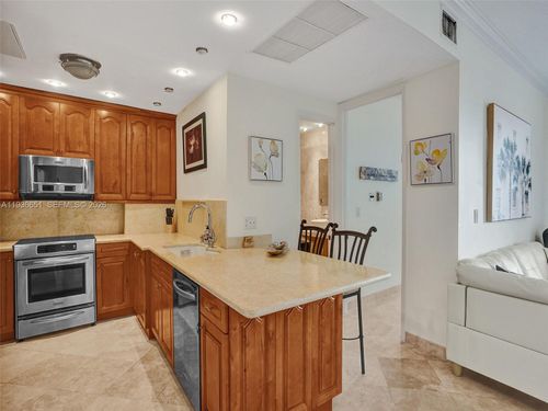 1709-3180 S Ocean Dr, Hallandale Beach, FL, 33009-7246 | Card Image