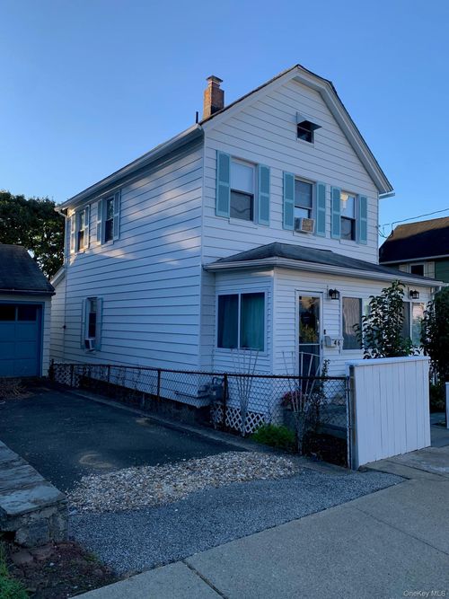 46 Fort Putnam St, Highland Fls, NY, 10928-2025 | Card Image
