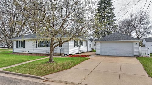 3403 Valmont Ave, Altoona, WI, 54720-1153 | Card Image