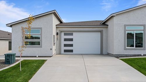 3357 S Nelson St, Kennewick, WA, 99338-5632 | Card Image