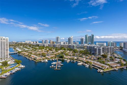 ph3a-300 Three Islands Blvd, Hallandale Beach, FL, 33009-2893 | Card Image
