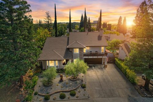 125 Taunton Way, Folsom, CA, 95630-6577 | Card Image