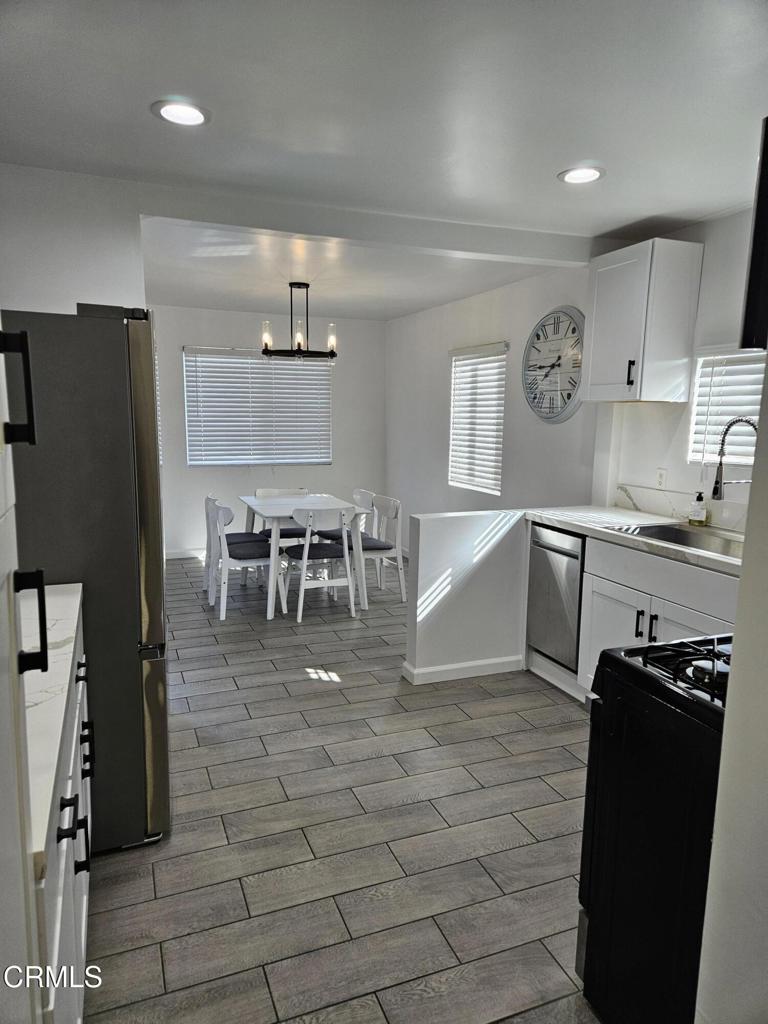 Residential Income in Ventura 5