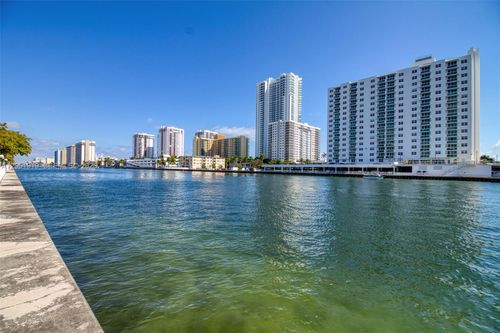 311-800 Parkview Dr, Hallandale Beach, FL, 33009-2978 | Card Image