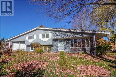 59 Berkley Dr, House other with 4 bedrooms, 2 bathrooms and null parking in Riverview NB | Image 2