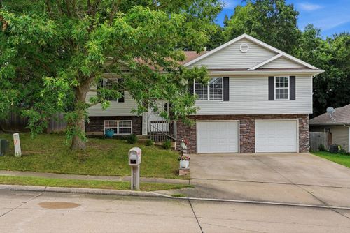 3008 Linden Way, COLUMBIA, MO, 65202-3454 | Card Image