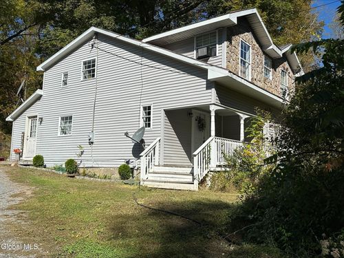 273 Gansevoort Rd, Fort Edward, NY, 12828-2209 | Card Image