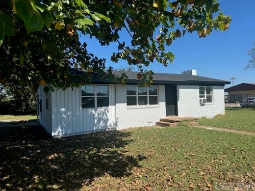 1004 Sycamore Dr, Pocahontas, AR, 72455-4131 | Card Image