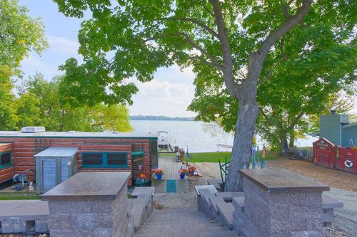 1701 N Shore Dr, Waverly, MN, 55390-5549 | Card Image