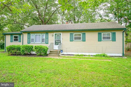 3 E Beach Rd, WILLIAMSTOWN, NJ, 08094-2611 | Card Image