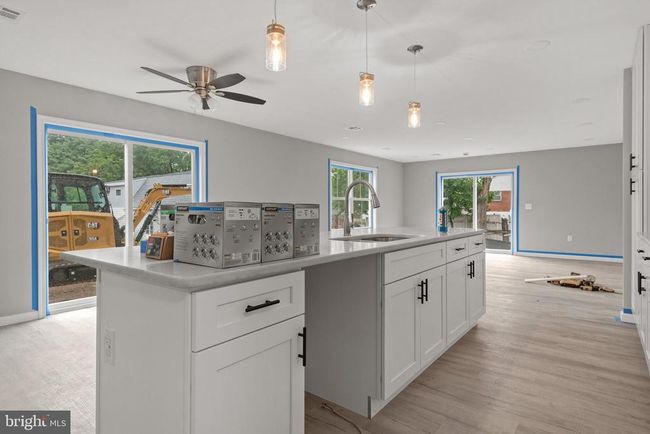 1500 Embassy Dr, Townhouse with 5 bedrooms, 4 bathrooms and null parking in HARRISBURG PA | Image 8