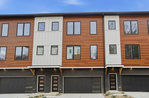 3762 Miami Ave, Cincinnati, OH, 45226-2222 | Card Image