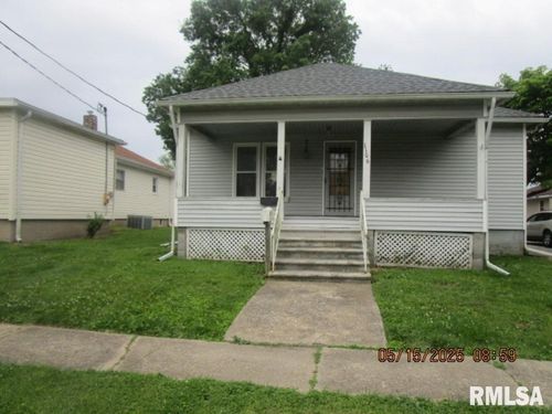 1106 E Saint Louis St, West Frankfort, IL, 62896-1453 | Card Image