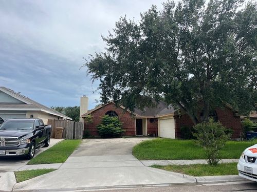 5221 Inverness Dr, Corpus Christi, TX, 78413-4679 | Card Image