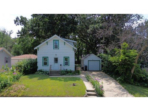 904 14th Ave Ne, Austin, MN, 55912-3636 | Card Image