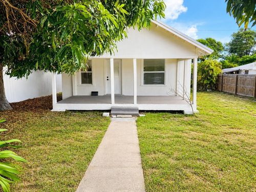 719 Tuscaloosa St, West Palm Beach, FL, 33405-1447 | Card Image