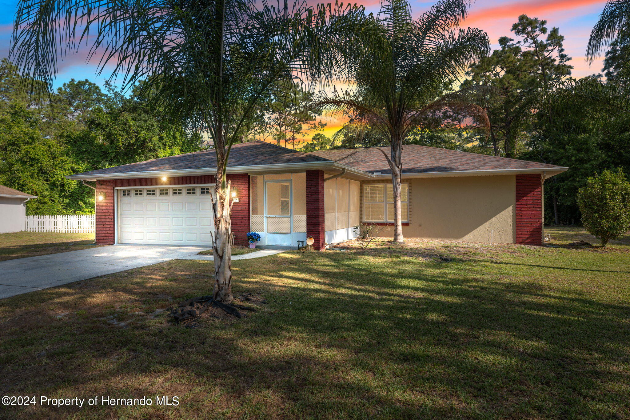 Douglas Ct, Homosassa, FL 34446