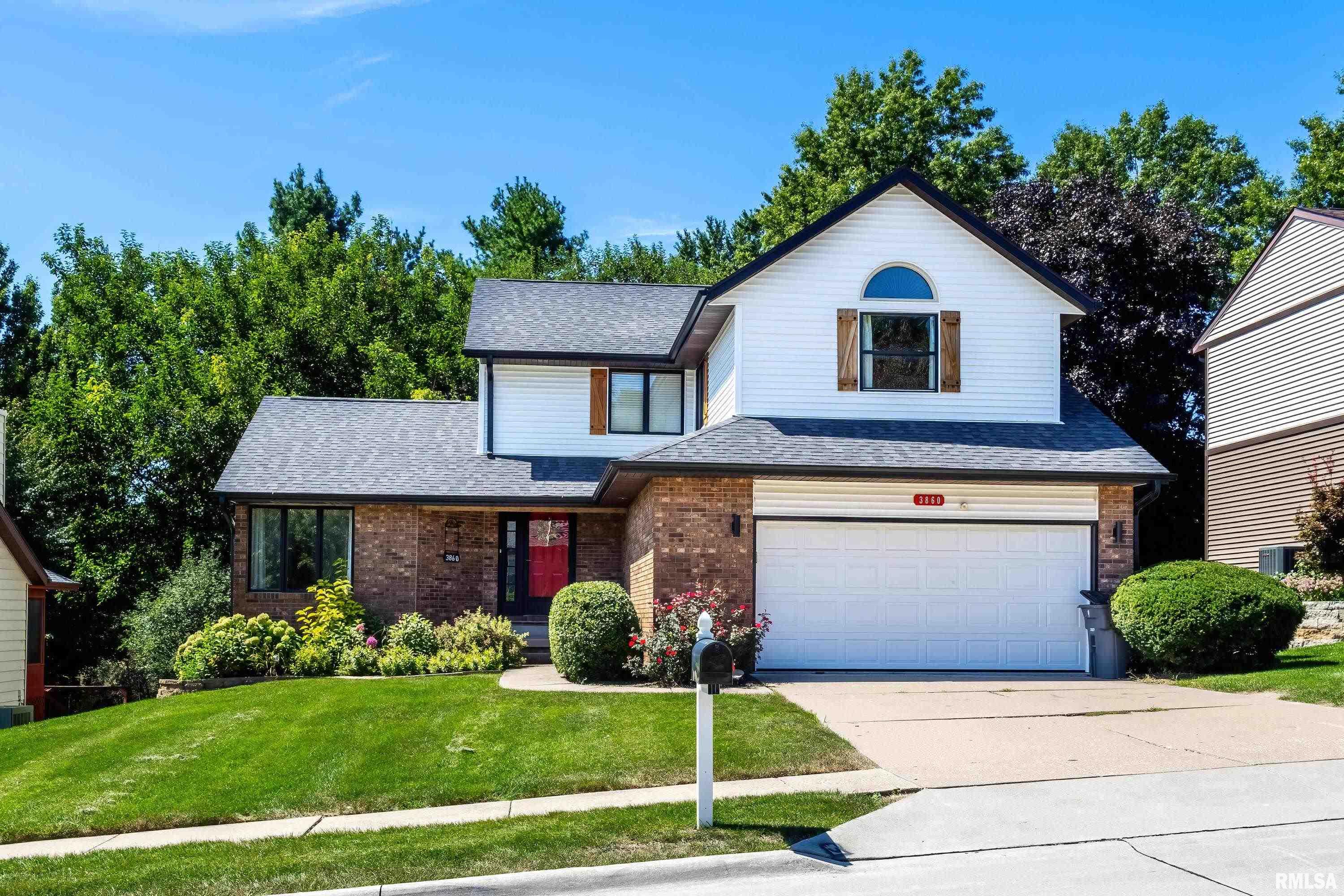 Asbury St, Bettendorf, IA 52722