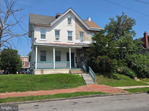 709 George St, NORRISTOWN, PA, 19401-3759 | Card Image