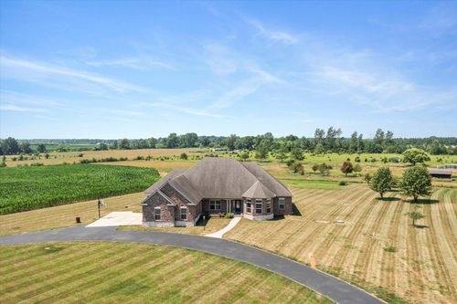 2595 County Road 500 E, Mahomet, IL, 61853-4001 | Card Image