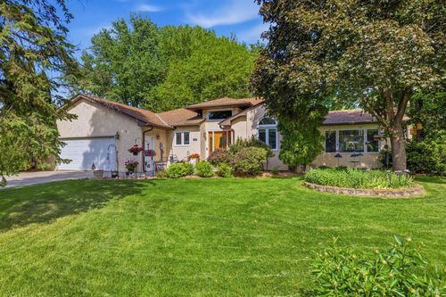 100 Shady Oak Cir, Delano, MN, 55328-8705 | Card Image