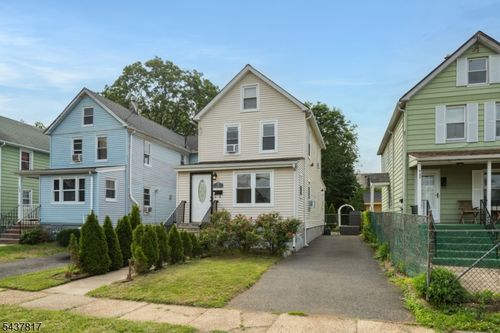 754 Saint Marys Ave, Plainfield, NJ, 07062-1626 | Card Image