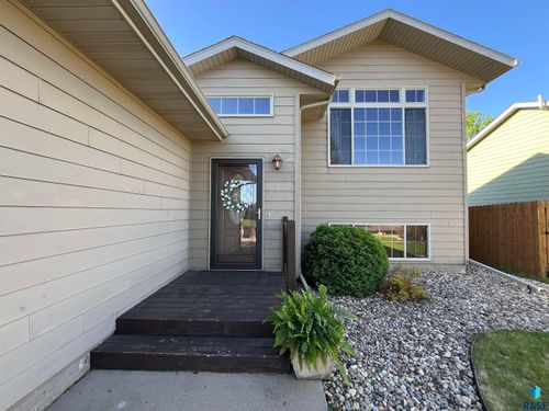 7809 W 55th St Street, Sioux Falls, SD, 57106 | Card Image