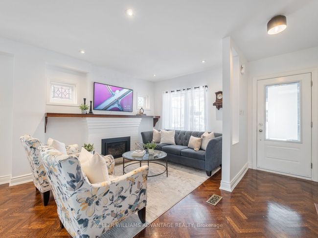 42 Normandy Blvd, House other with 3 bedrooms, 2 bathrooms and 1 parking in Toronto ON | Image 4